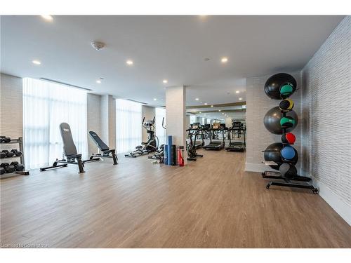 902-470 Dundas Street E, Waterdown, ON - Indoor Photo Showing Gym Room