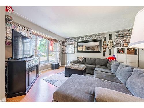 500 Upper Kenilworth Avenue, Hamilton, ON - Indoor Photo Showing Living Room With Fireplace