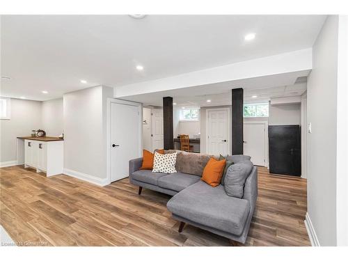 43774 Hwy 3, Wainfleet, ON - Indoor Photo Showing Living Room