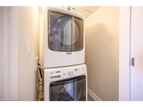 208-2 King Street W, Dundas, ON - Indoor Photo Showing Laundry Room