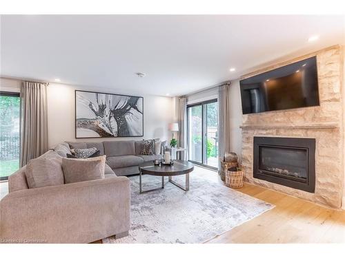 3410 Spruce Avenue, Burlington, ON - Indoor Photo Showing Living Room With Fireplace