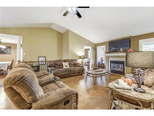 118 Dunrobin Drive Drive, Caledonia, ON - Indoor Photo Showing Living Room With Fireplace