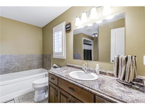 118 Dunrobin Drive Drive, Caledonia, ON - Indoor Photo Showing Bathroom