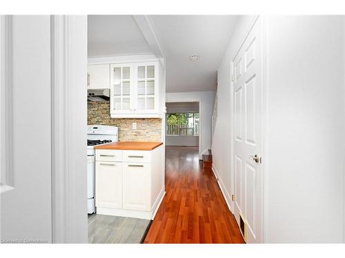 250 San Francisco Avenue, Hamilton, ON - Indoor Photo Showing Other Room