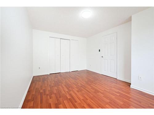 250 San Francisco Avenue, Hamilton, ON - Indoor Photo Showing Other Room