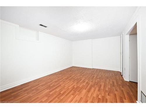 250 San Francisco Avenue, Hamilton, ON - Indoor Photo Showing Other Room