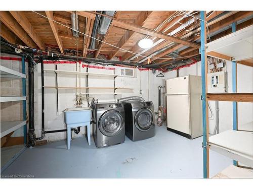 250 San Francisco Avenue, Hamilton, ON - Indoor Photo Showing Laundry Room