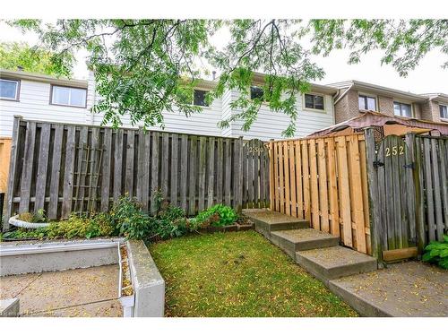 250 San Francisco Avenue, Hamilton, ON - Outdoor