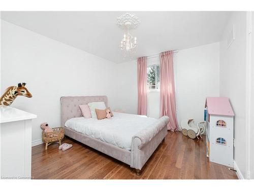 385 Kerman Avenue, Grimsby, ON - Indoor Photo Showing Laundry Room