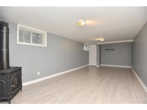 400 East 43Rd Street, Hamilton, ON - Indoor Photo Showing Other Room