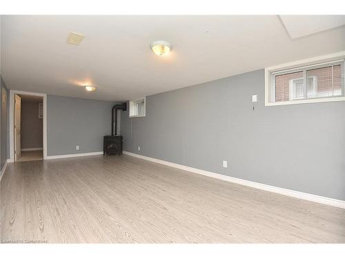 400 East 43Rd Street, Hamilton, ON - Indoor Photo Showing Other Room