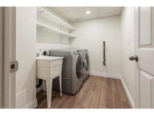 92-100 Beddoe Drive, Hamilton, ON - Indoor Photo Showing Laundry Room