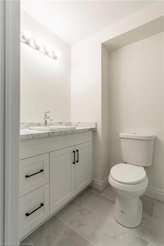 92-100 Beddoe Drive, Hamilton, ON - Indoor Photo Showing Bathroom