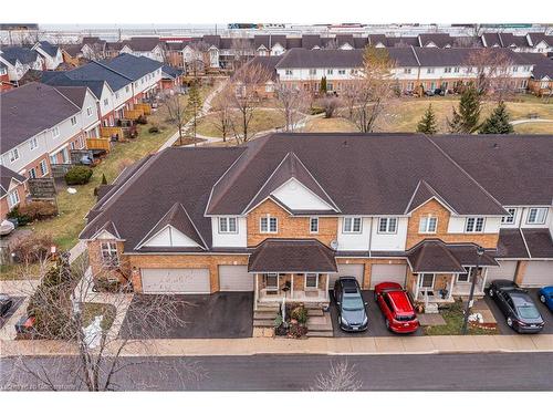 92-100 Beddoe Drive, Hamilton, ON - Outdoor With Facade