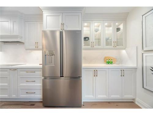 3150 Bentworth Drive, Burlington, ON - Indoor Photo Showing Kitchen