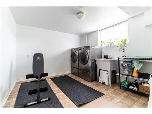 43 Adorn Court, Hamilton, ON - Indoor Photo Showing Laundry Room