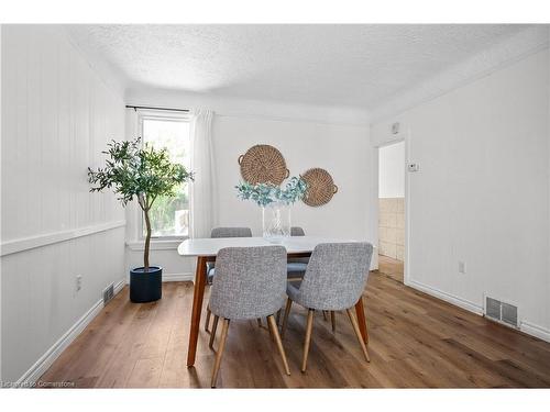 281 Wentworth Street N, Hamilton, ON - Indoor Photo Showing Dining Room