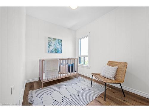 281 Wentworth Street N, Hamilton, ON - Indoor Photo Showing Bedroom