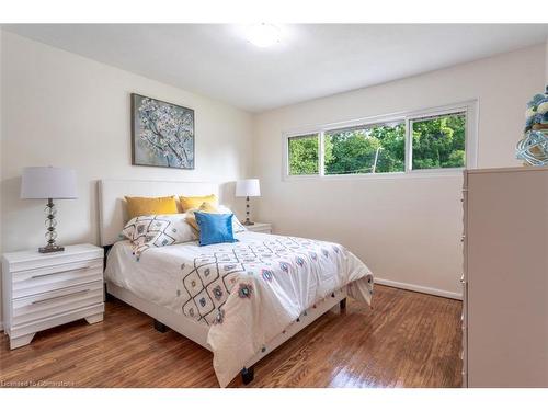 66 Purvis Drive, Hamilton, ON - Indoor Photo Showing Bedroom