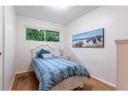 66 Purvis Drive, Hamilton, ON - Indoor Photo Showing Bedroom