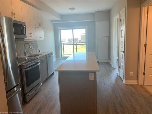 520-128 Grovewood Common, Oakville, ON - Indoor Photo Showing Kitchen With Stainless Steel Kitchen