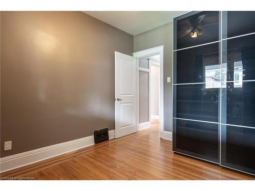 46 Rosslyn Avenue N, Hamilton, ON - Indoor Photo Showing Other Room