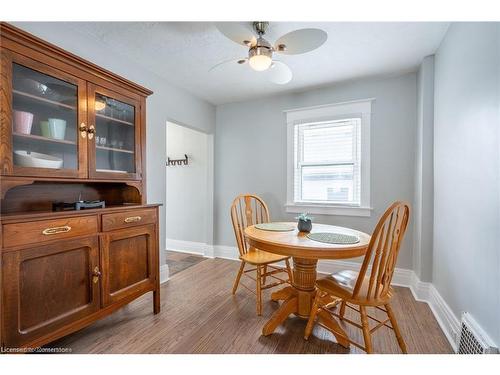 10 Welland Vale Road, St. Catharines, ON - Indoor Photo Showing Dining Room