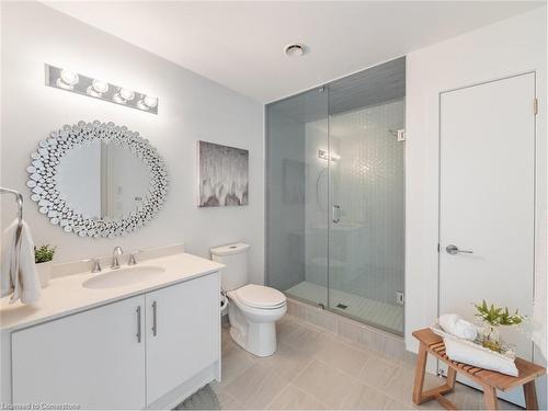 301-600 North Service Road, Stoney Creek, ON - Indoor Photo Showing Bathroom