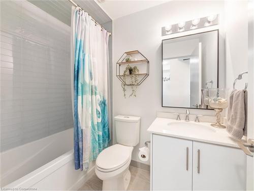 301-600 North Service Road, Stoney Creek, ON - Indoor Photo Showing Bathroom