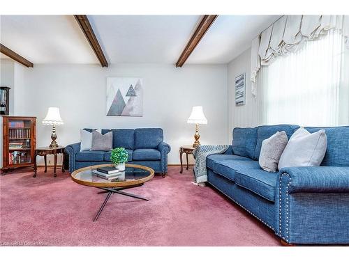 34 Westbrier Knoll, Brantford, ON - Indoor Photo Showing Living Room