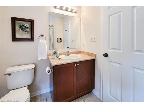 3263 Mccurdy Court, Burlington, ON - Indoor Photo Showing Bathroom