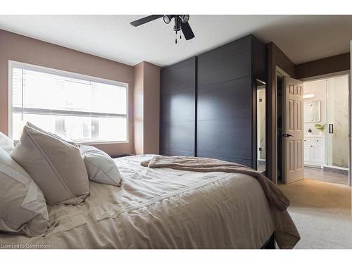 2402 Curtis Road, Burlington, ON - Indoor Photo Showing Bedroom