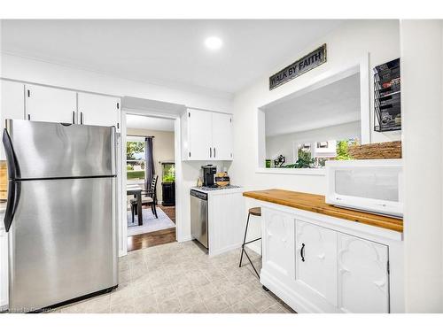 644 Alder Street W, Dunnville, ON - Indoor Photo Showing Kitchen