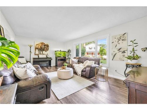 644 Alder Street W, Dunnville, ON - Indoor Photo Showing Living Room With Fireplace