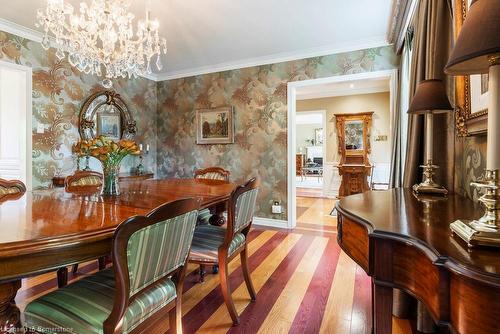 58 Braemar Place, Hamilton, ON - Indoor Photo Showing Dining Room