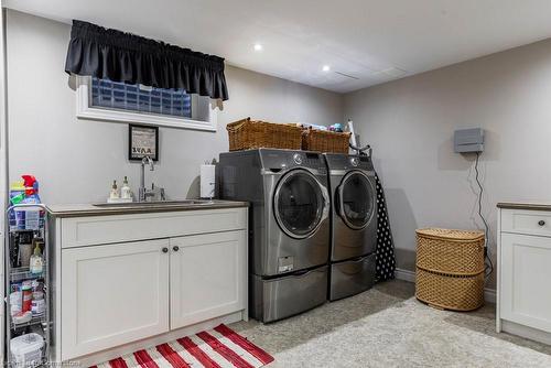 58 Braemar Place, Hamilton, ON - Indoor Photo Showing Laundry Room