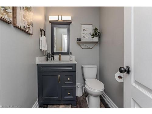 96 Laurendale Avenue, Waterdown, ON - Indoor Photo Showing Bathroom