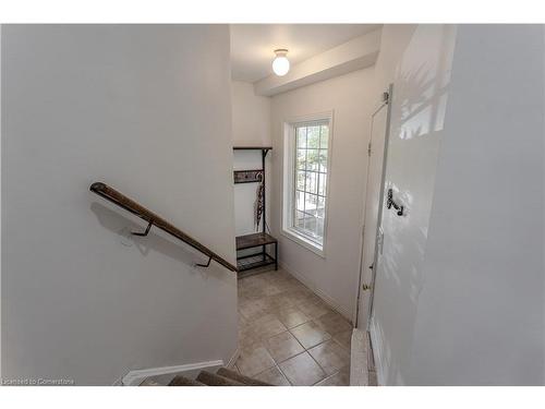 96 Laurendale Avenue, Waterdown, ON - Indoor Photo Showing Other Room