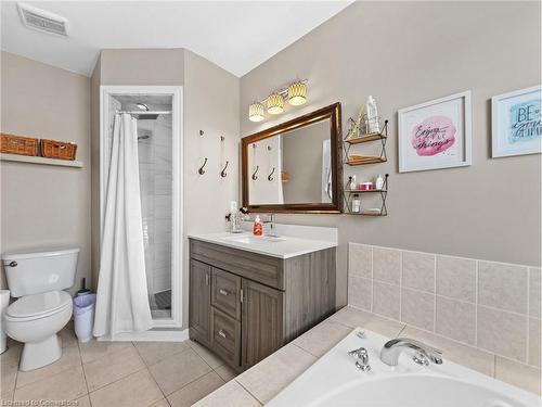 1005 Holdsworth Crescent, Milton, ON - Indoor Photo Showing Bathroom