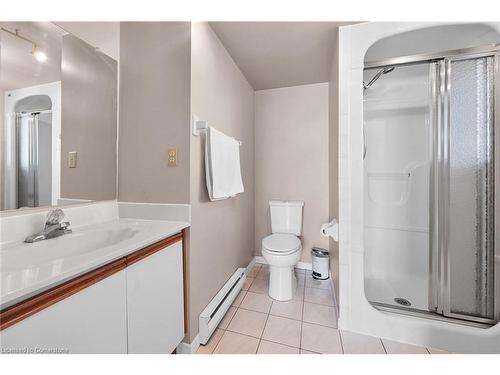 605-99 Donn Avenue, Stoney Creek, ON - Indoor Photo Showing Bathroom