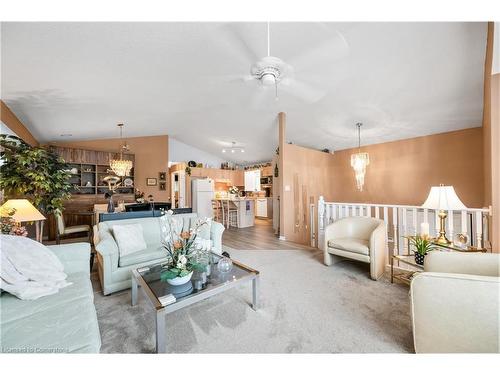 115 Park Street, Ridgeway, ON - Indoor Photo Showing Living Room