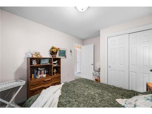 115 Park Street, Ridgeway, ON - Indoor Photo Showing Bedroom