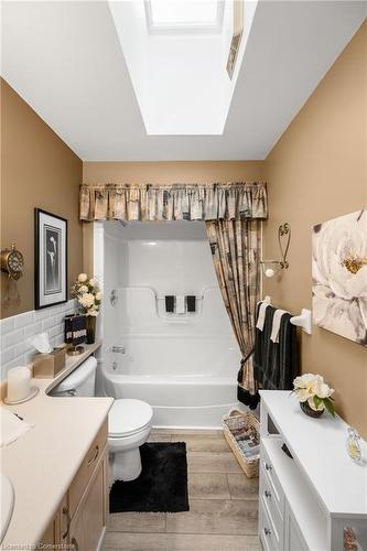 115 Park Street, Ridgeway, ON - Indoor Photo Showing Bathroom