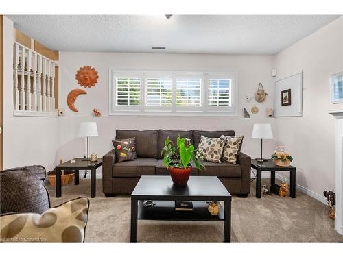 115 Park Street, Ridgeway, ON - Indoor Photo Showing Living Room