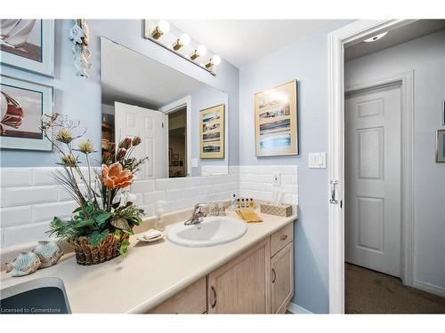 115 Park Street, Ridgeway, ON - Indoor Photo Showing Bathroom