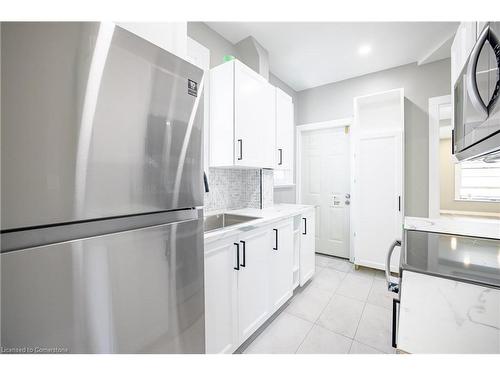 491 Colborne Street, Brantford, ON - Indoor Photo Showing Kitchen