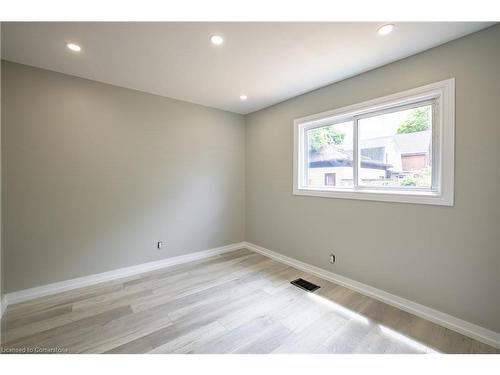 491 Colborne Street, Brantford, ON - Indoor Photo Showing Other Room