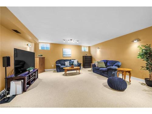 1040 Caistor Centre Road, West Lincoln, ON - Indoor