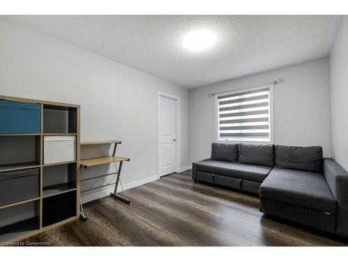 22 Selsdon Street, Brampton, ON - Indoor Photo Showing Living Room