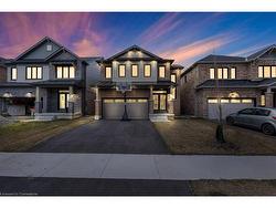 157 Cactus Crescent  Stoney Creek, ON L8J 0M3